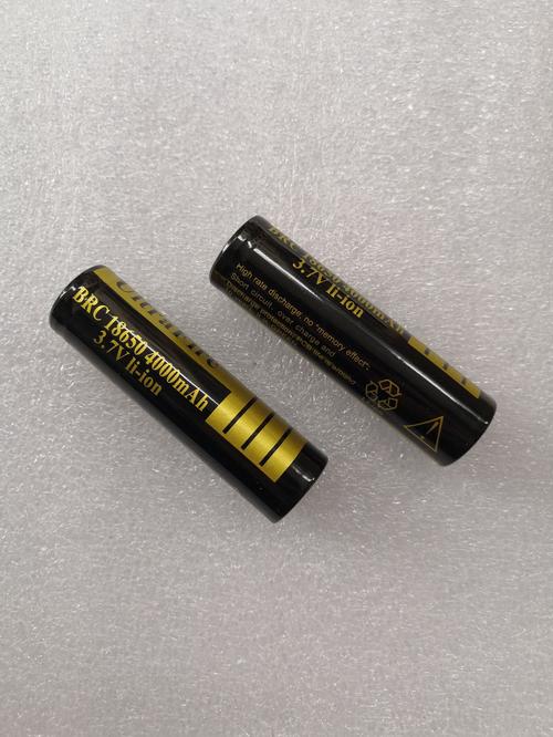 18650锂电池毫安尖头 强光手电筒充电锂电池3.7v